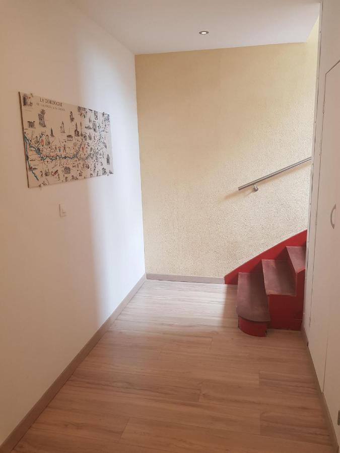 10 - Joli studio neuf avec vue sur jardin arboré, parking privatif gratuit Razac-sur-lʼIsle Exterior foto