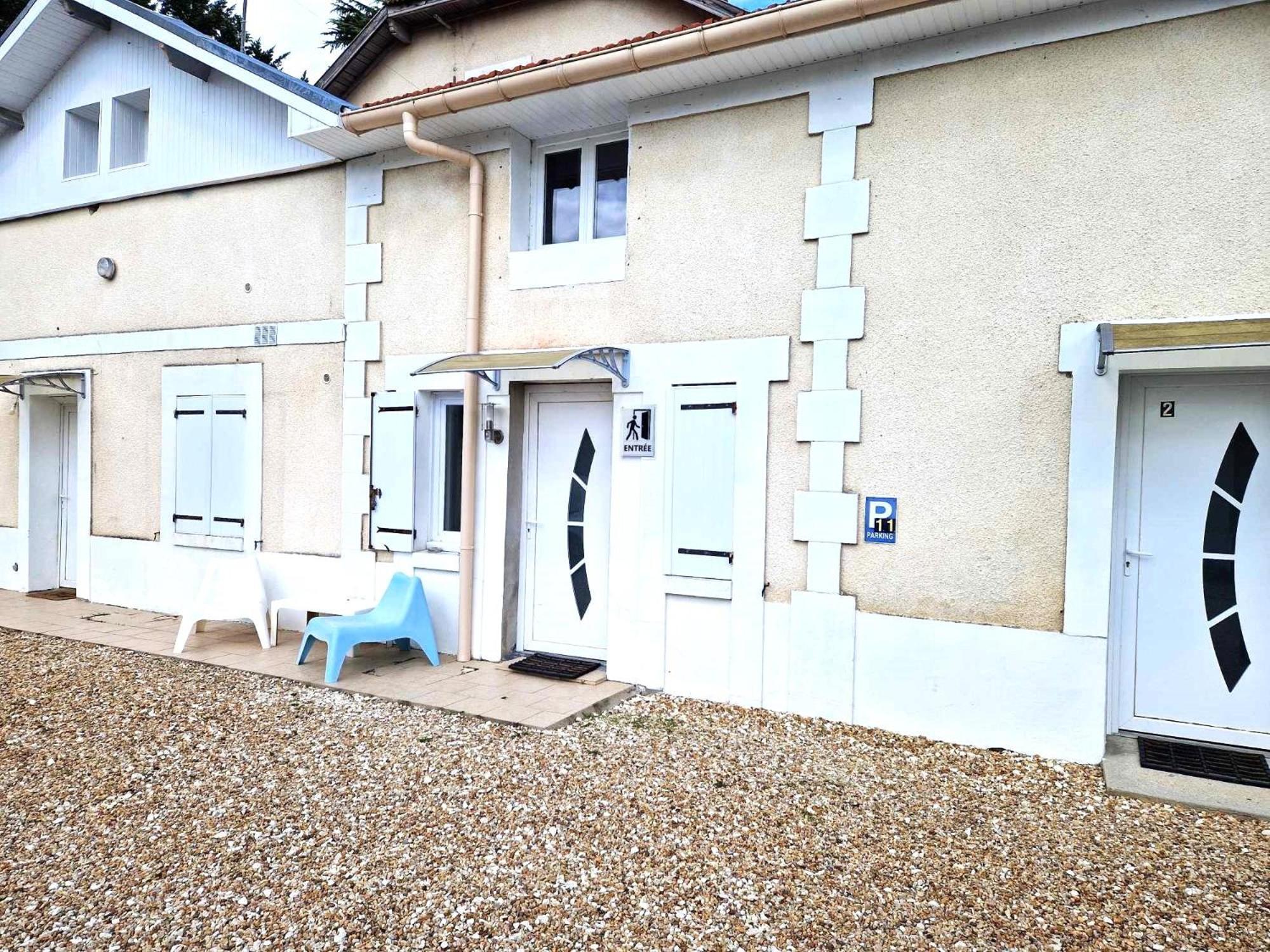 10 - Joli studio neuf avec vue sur jardin arboré, parking privatif gratuit Razac-sur-lʼIsle Exterior foto